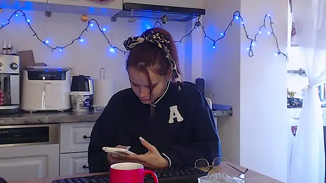 Snapshot of Tasty_Shape chatting on February 2, 11:51 am Tasty Shape online show from February 2, 11:51 am