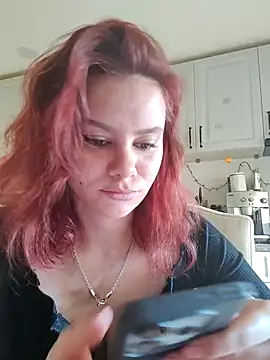 Snapshot of Tasty_Shape chatting on March 18, 6:46 am Tasty Shape online show from March 18, 6:46 am