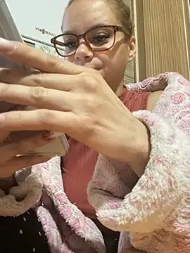 Snapshot of Tasty_Shape chatting on October 24, 5:59 am Tasty Shape online show from October 24, 5:59 am