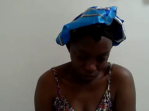 Snapshot of lizbela1 chatting on November 27, 7:43 am lizbela1 online show from November 27, 7:43 am