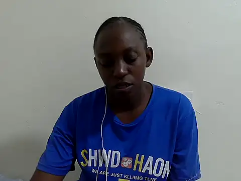 Snapshot of lizbela1 chatting on December 2, 7:53 pm lizbela1 online show from December 2, 7:53 pm