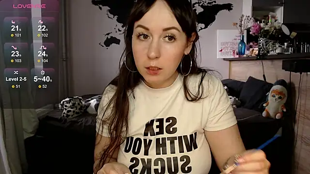 Snapshot of missgenevaonceagain_ chatting on June 27, 12:22 pm missgenevaonceagain online show from June 27, 12:22 pm
