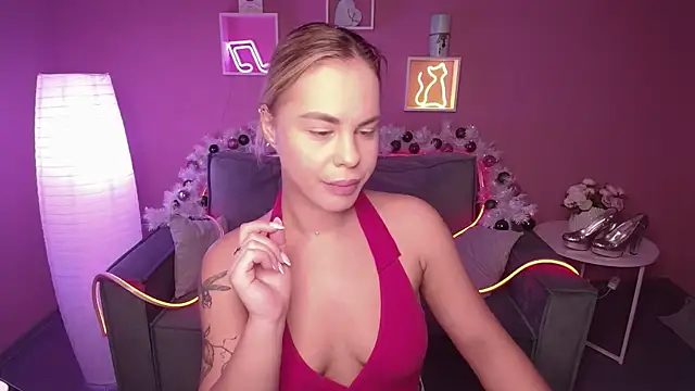 RikaRaily online show from December 20, 5:36 am