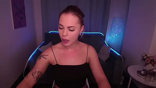 RikaRaily online show from February 25, 6:25 am