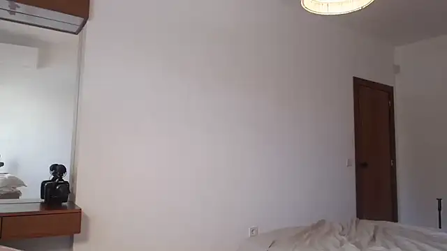 Snapshot of SexyandMarried1 chatting on October 20, 12:27 pm SexyandMarried1 online show from October 20, 12:27 pm