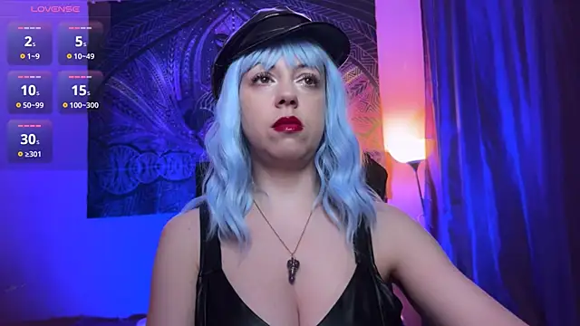 Helena  Femdom online show from April 18, 7:58 pm