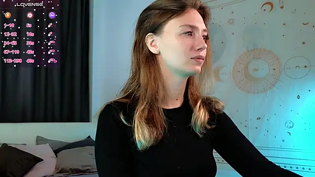 SwettyMolly online show from September 19, 6:15 am