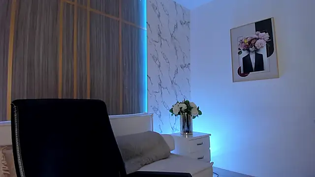 IsabellaAllen online show from March 6, 11:56 pm