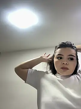 IsabellaAllen online show from April 4, 11:13 pm