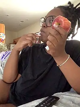 Snapshot of SweetHoneyBunz chatting on November 27, 7:38 pm SweetHoneyBunz online show from November 27, 7:38 pm