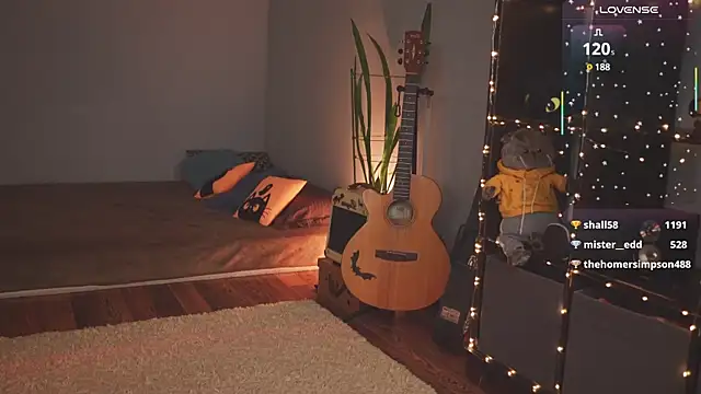 Snapshot of bananya_kitty chatting on March 5, 9:59 pm bananya kitty online show from March 5, 9:59 pm