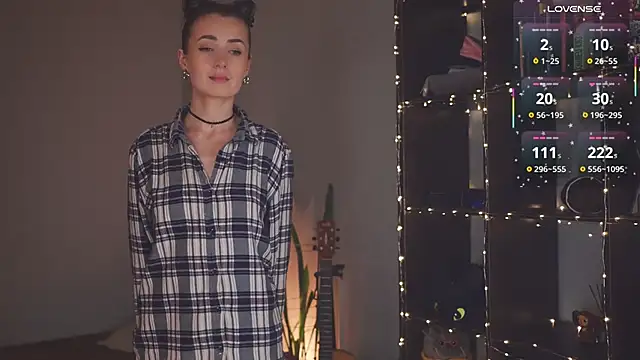 Snapshot of bananya_kitty chatting on March 18, 1:43 am bananya kitty online show from March 18, 1:43 am