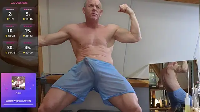 Snapshot of libo_horny_muscles chatting on February 21, 1:45 pm libo horny muscles online show from February 21, 1:45 pm