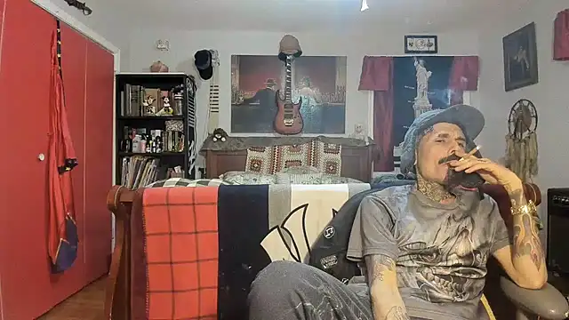 RoosterWabbit online show from March 1, 6:46 am