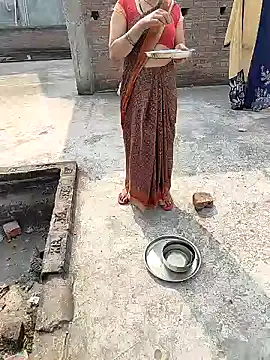 Snapshot of COUPLLE_VILLAGE chatting on December 19, 6:12 am COUPLLE VILLAGE online show from December 19, 6:12 am