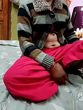 Snapshot of COUPLLE_VILLAGE chatting on December 25, 4:32 pm COUPLLE VILLAGE online show from December 25, 4:32 pm