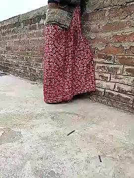 Snapshot of COUPLLE_VILLAGE chatting on December 28, 6:39 am COUPLLE VILLAGE online show from December 28, 6:39 am