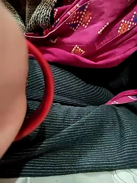 Snapshot of COUPLLE_VILLAGE chatting on January 9, 11:25 am COUPLLE VILLAGE online show from January 9, 11:25 am