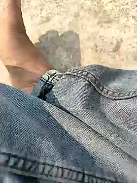 Snapshot of COUPLLE_VILLAGE chatting on January 27, 6:52 am COUPLLE VILLAGE online show from January 27, 6:52 am