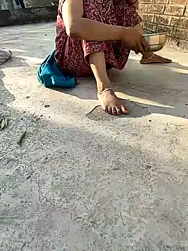 Snapshot of COUPLLE_VILLAGE chatting on February 6, 10:48 am COUPLLE VILLAGE online show from February 6, 10:48 am