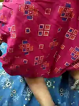 Snapshot of COUPLLE_VILLAGE chatting on February 12, 10:56 am COUPLLE VILLAGE online show from February 12, 10:56 am