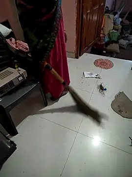 Snapshot of COUPLLE_VILLAGE chatting on February 23, 1:13 am COUPLLE VILLAGE online show from February 23, 1:13 am