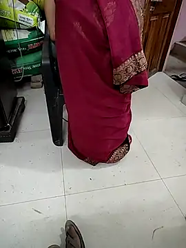 Snapshot of COUPLLE_VILLAGE chatting on February 27, 3:25 am COUPLLE VILLAGE online show from February 27, 3:25 am