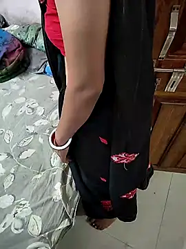 Snapshot of COUPLLE_VILLAGE chatting on March 3, 3:30 am COUPLLE VILLAGE online show from March 3, 3:30 am