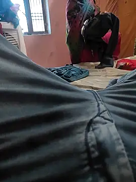 Snapshot of COUPLLE_VILLAGE chatting on March 5, 3:40 am COUPLLE VILLAGE online show from March 5, 3:40 am