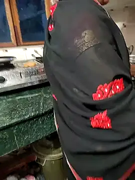 Snapshot of COUPLLE_VILLAGE chatting on March 8, 4:01 am COUPLLE VILLAGE online show from March 8, 4:01 am