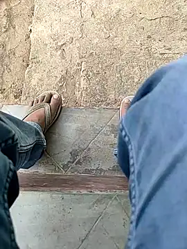 Snapshot of COUPLLE_VILLAGE chatting on March 8, 10:43 am COUPLLE VILLAGE online show from March 8, 10:43 am