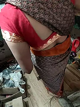 Snapshot of COUPLLE_VILLAGE chatting on March 11, 3:37 am COUPLLE VILLAGE online show from March 11, 3:37 am