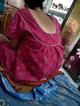 Snapshot of COUPLLE_VILLAGE chatting on March 18, 10:46 am COUPLLE VILLAGE online show from March 18, 10:46 am