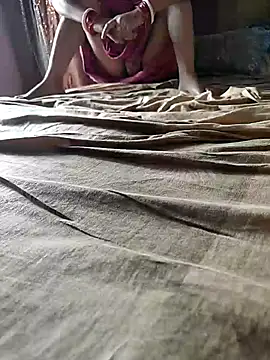 Snapshot of COUPLLE_VILLAGE chatting on September 17, 9:55 am COUPLLE VILLAGE online show from September 17, 9:55 am