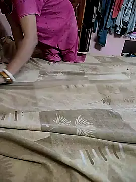 Snapshot of COUPLLE_VILLAGE chatting on October 18, 2:14 am COUPLLE VILLAGE online show from October 18, 2:14 am