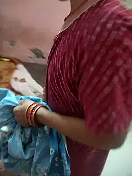 Snapshot of COUPLLE_VILLAGE chatting on October 31, 2:23 am COUPLLE VILLAGE online show from October 31, 2:23 am