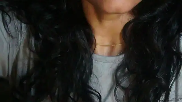 -AyeshaSinghania- online show from April 10, 6:23 pm