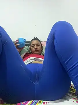 Snapshot of daleska_ayala_1 chatting on March 14, 7:12 pm daleska ayala 1 online show from March 14, 7:12 pm