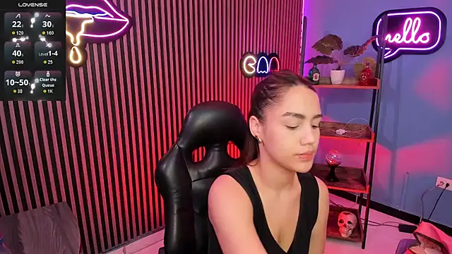 emily roberts1 online show from November 2, 2:47 am