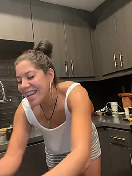 Snapshot of Bigbuttbrooklynn chatting on January 17, 4:49 am Bigbuttbrooklynn online show from January 17, 4:49 am