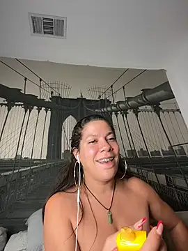 Snapshot of Bigbuttbrooklynn chatting on January 22, 5:59 am Bigbuttbrooklynn online show from January 22, 5:59 am