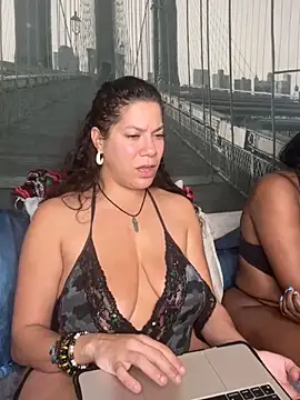 Snapshot of Bigbuttbrooklynn chatting on February 23, 6:39 am Bigbuttbrooklynn online show from February 23, 6:39 am