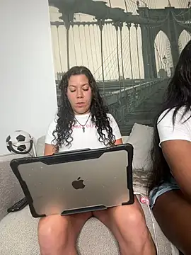 Snapshot of Bigbuttbrooklynn chatting on February 26, 12:49 am Bigbuttbrooklynn online show from February 26, 12:49 am