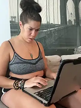 Snapshot of Bigbuttbrooklynn chatting on February 28, 5:04 pm Bigbuttbrooklynn online show from February 28, 5:04 pm