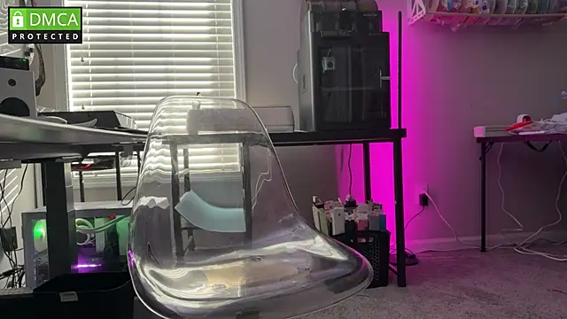 Cosmic Rose online show from December 15, 2:32 pm