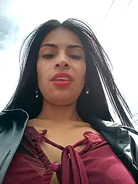 Snapshot of Astrid-- chatting on February 5, 2:59 pm Astrid-- online show from February 5, 2:59 pm