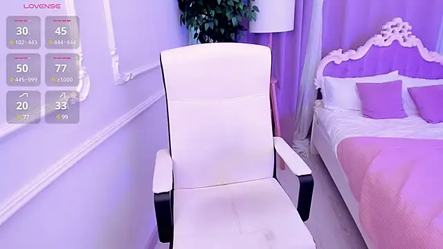 Lily Marlin online show from February 21, 12:05 am