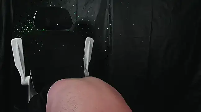 Snapshot of ManlyPrisonGuy chatting on March 4, 9:00 pm ManlyPrisonGuy online show from March 4, 9:00 pm