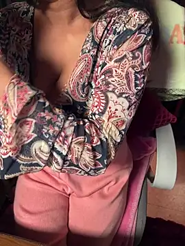 sexy-simmy online show from January 11, 5:40 pm