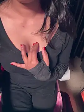 sexy-simmy online show from February 12, 6:36 pm